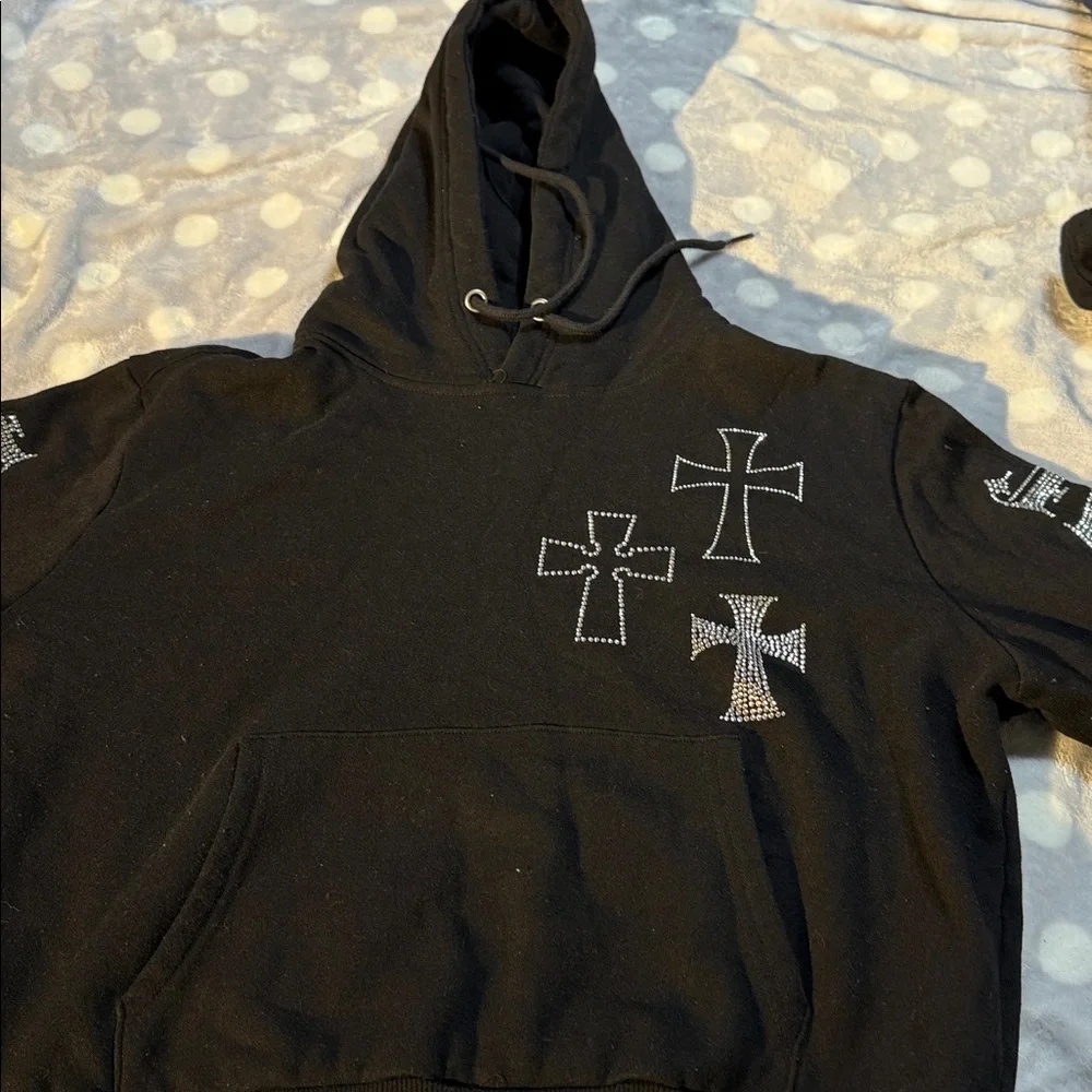 Sweatsuit - Picture 2 of 10
